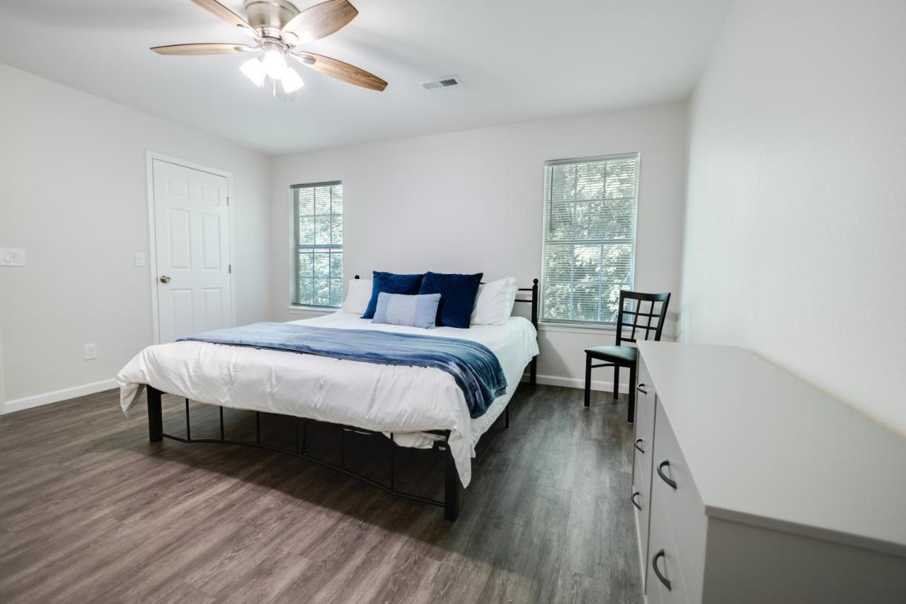 Trailside Townhouse - Close To Downtown & Bike Trails Bentonville Eksteriør bilde